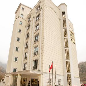 Jolnar Garden Hotel